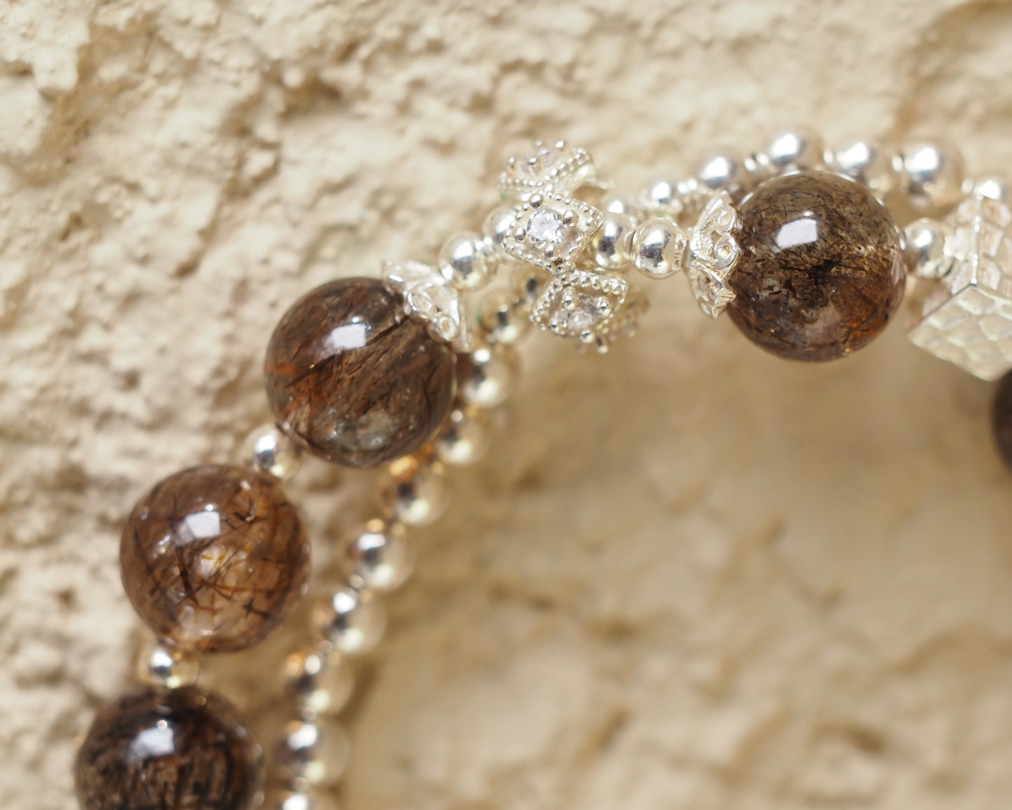 黑金髮晶 × 銀珠 ｜彈力繩設計